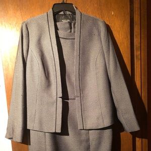 Black Label by Evan Picone Dress suit sz 16/14